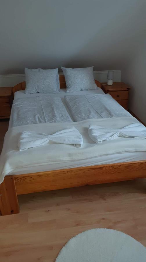 Rege Apartman Alsóörs 외부 사진